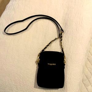 Baggalini Black with gold chain Take Two crossbody purse
